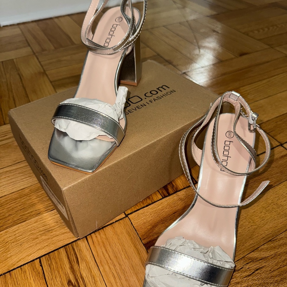 Boohoo Metallic Silver Block Heel Sandals